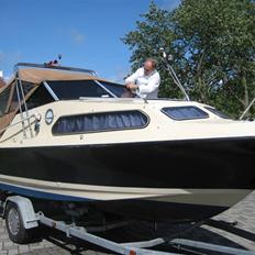 Shetland 570