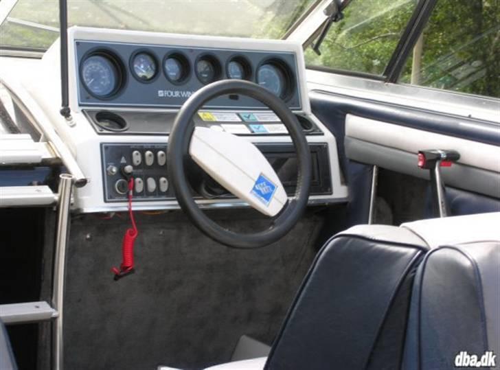 Four Winns 205 Sundowner billede 6