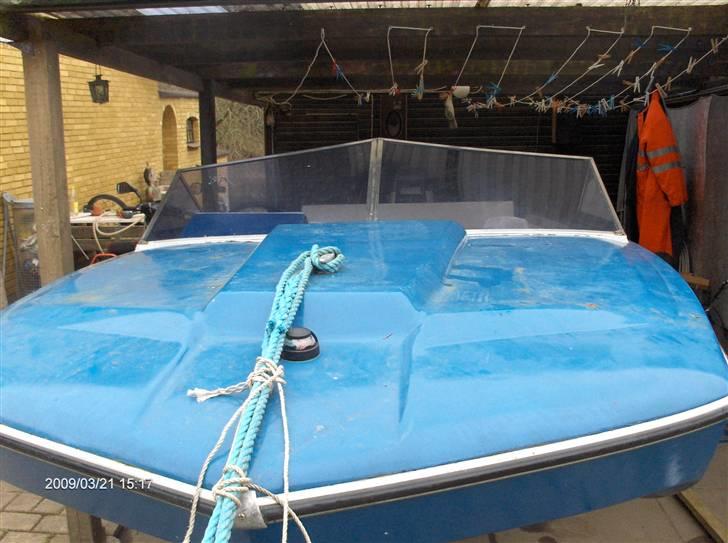 Glastron V-156 billede 1