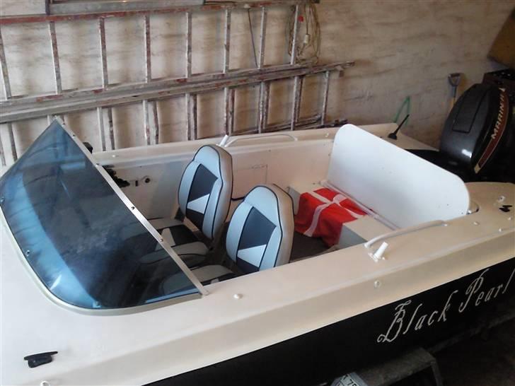 Hille '' Black Pearl'' (SOLGT) - Mine nye nappa båd-sæder... sidder kanon godt i dem. billede 10