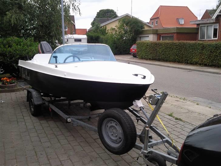 Hille '' Black Pearl'' (SOLGT) - Fik lige min kammerat til at svejse en holder på min trailer til mit rev-hjul. :-) billede 15
