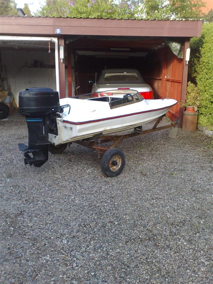 X udkendt med fed lille en billede 3