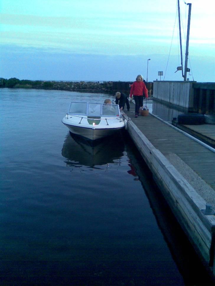 Glastron V 174 Bayflite - Her ligger hun i Ringkøbing havn billede 5