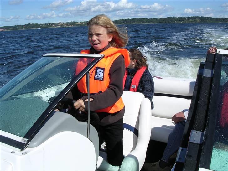 Celebrity speedbåd - til rørvig og spise is billede 3