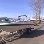 Bayliner 1850 SS capri
