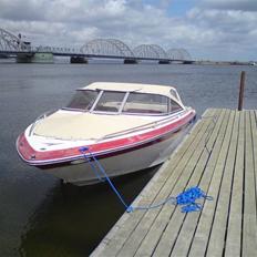 Sea Ray Sorrento 210