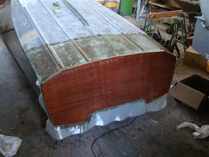 B Mahogny Speedbåd TIL SALG - agterspejl lamineret med Epoxy (special overflade hærder med UV-filter) billede 10