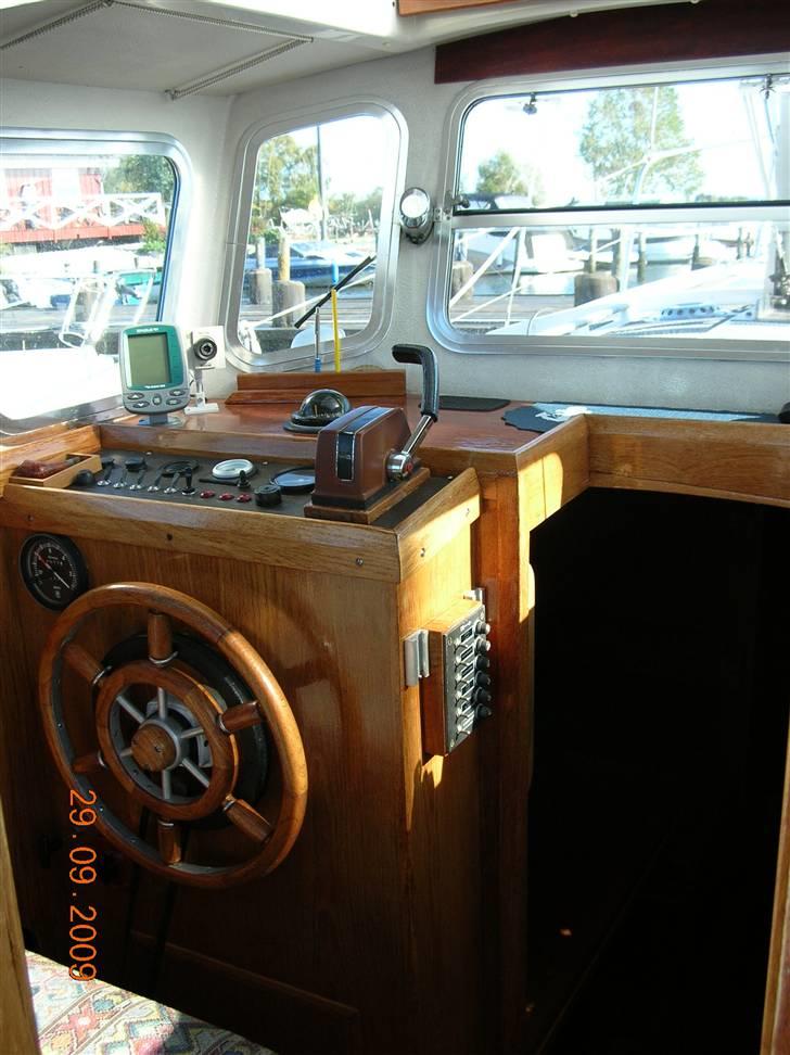 Fisher 25 fod motorsejler billede 2