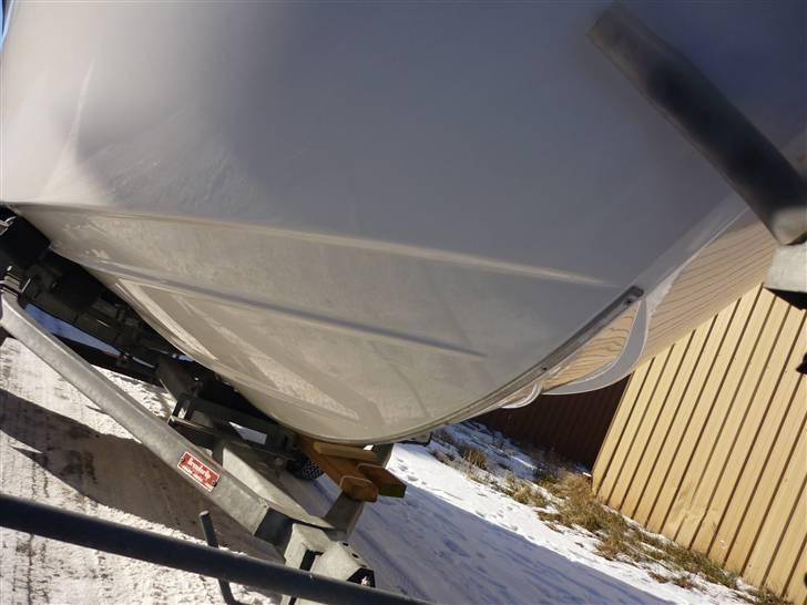 Askeladen 445 Hunter - Fed detalje med skinne under båden, så undgår man da ridser. billede 3