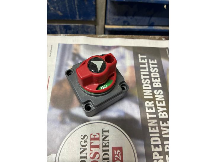 {{currentPhoto.altText}} billede {{currentPhoto.number}}