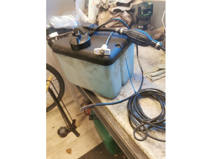 {{currentPhoto.altText}} billede {{currentPhoto.number}}