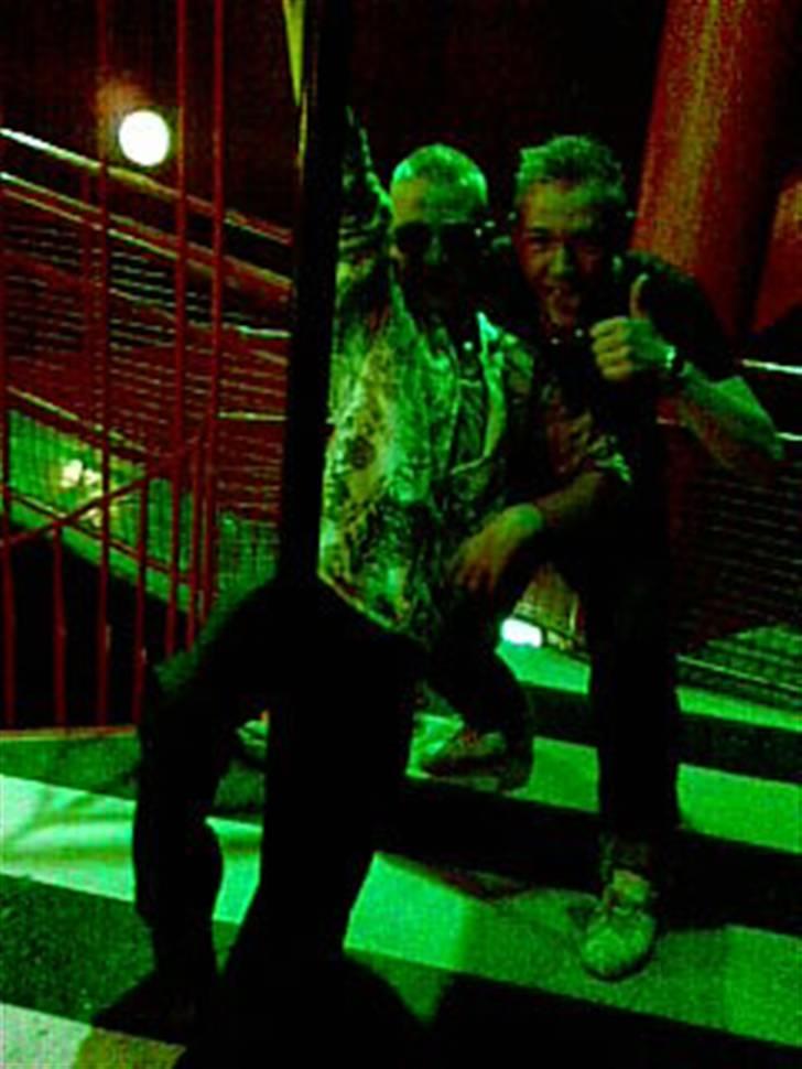 Sidste skoledag + tivoli - Jaaja, 

rasmus og jacob :b Hahahahah billede 10