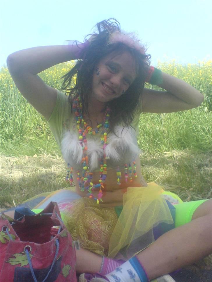 Sidste skoledag + tivoli - På vej til allerød :b billede 15