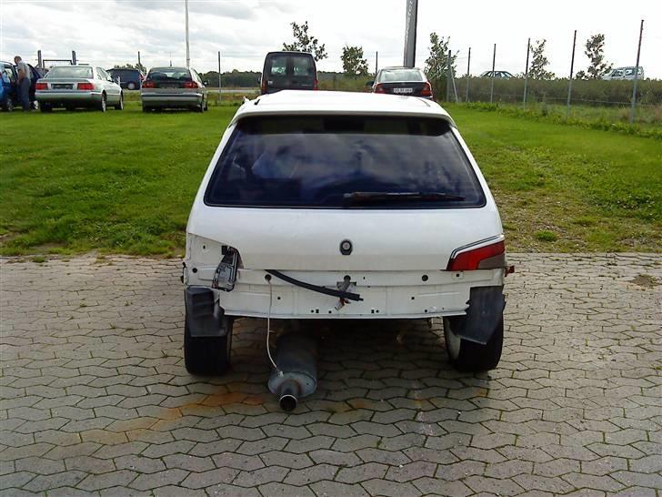 Min smadret bil billede 2