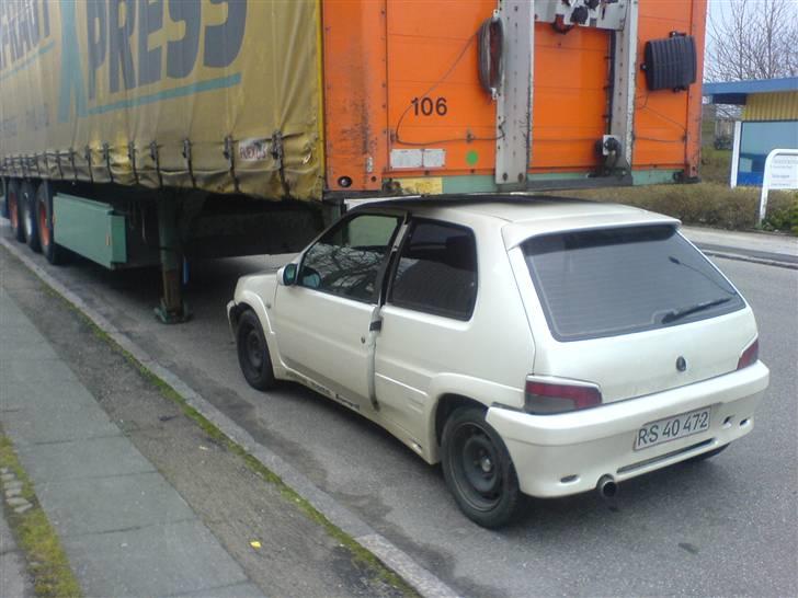 Min smadret bil billede 10