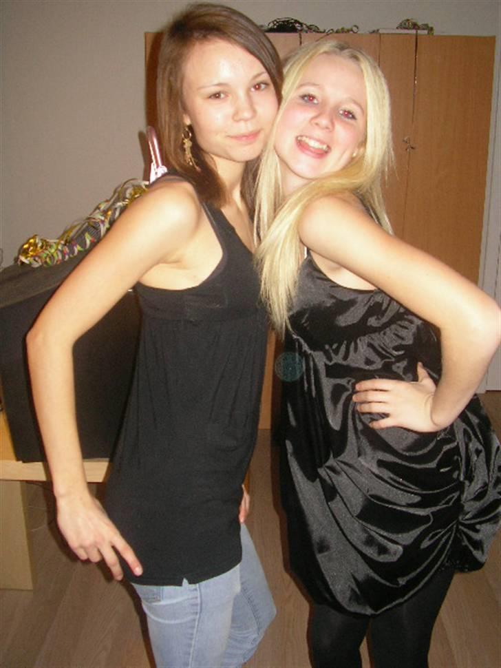 Blondine'Dum'Brunettes HVERDAG <3 (: - Maya & Badarra <3 billede 4