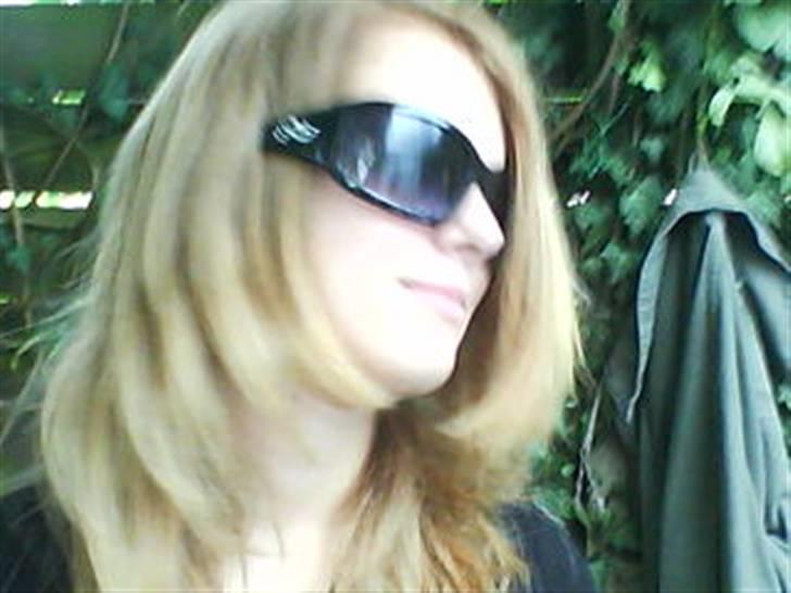 Blondine'Dum'Brunettes HVERDAG <3 (: - Malle'2 <3 billede 14