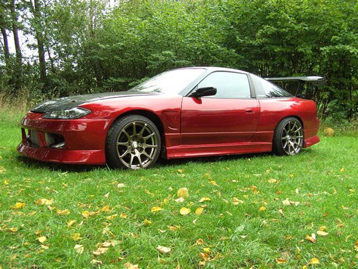 {{currentPhoto.altText}} billede {{currentPhoto.number}}