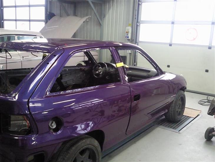 {{currentPhoto.altText}} billede {{currentPhoto.number}}