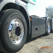 Polering af alufælge.