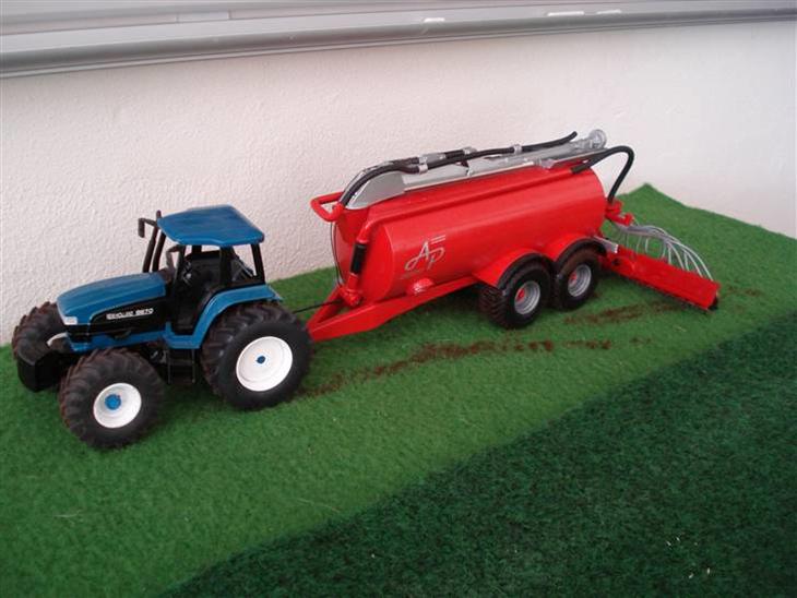 {{currentPhoto.altText}} billede {{currentPhoto.number}}