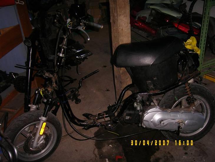 {{currentPhoto.altText}} billede {{currentPhoto.number}}