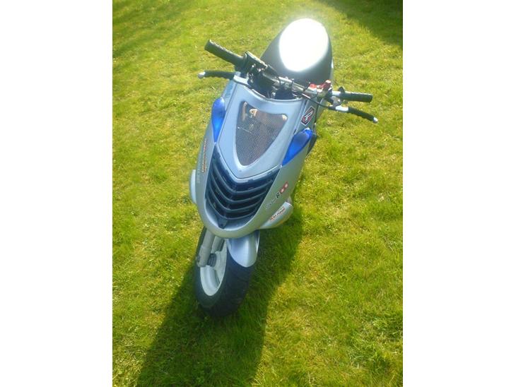 {{currentPhoto.altText}} billede {{currentPhoto.number}}