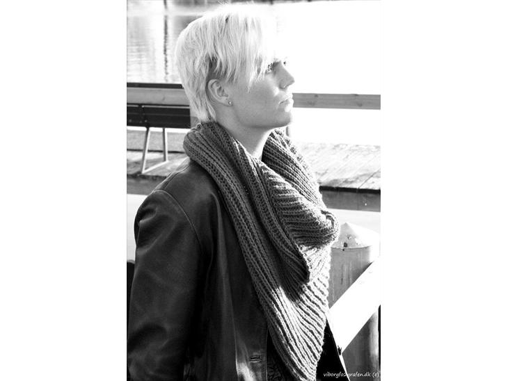 {{currentPhoto.altText}} billede {{currentPhoto.number}}