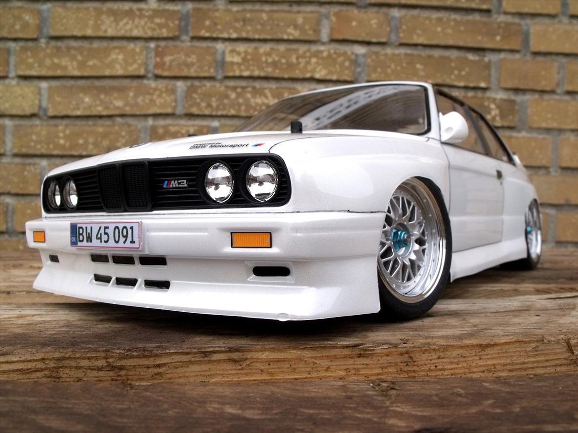 Tamiya BMW E30 M3 Sport EVO billede 13