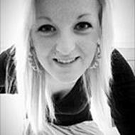 Camilla Andersson  ;