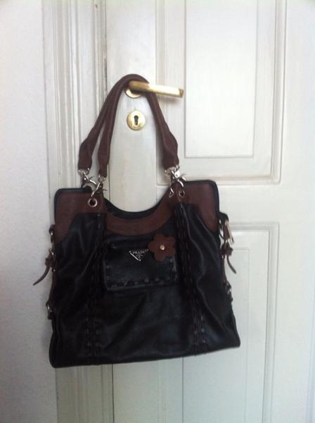 Prada taske - Ægte eller falsk ?