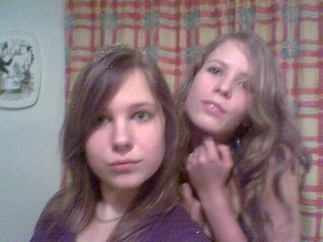 Kvinde Henriette - mig og min pap-kusine  billede 8