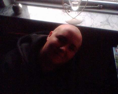 Mand Nikolaj - Ved det jeg er en engel :D billede 1