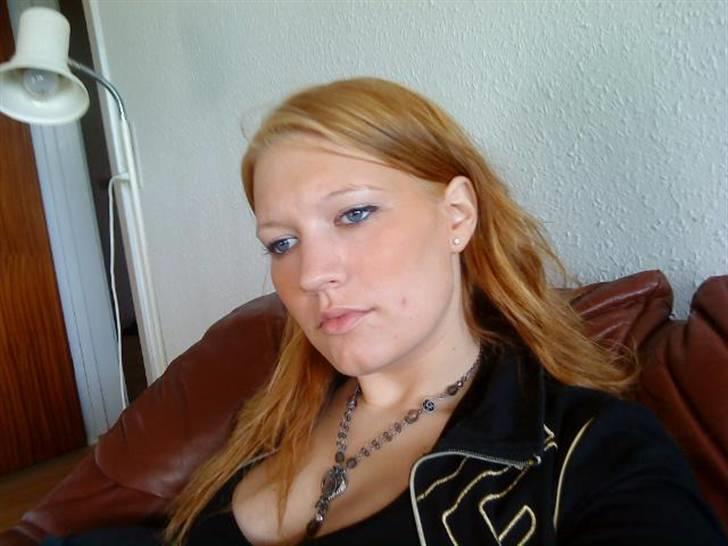 Kvinde MEEE  - nov 2008 billede 1