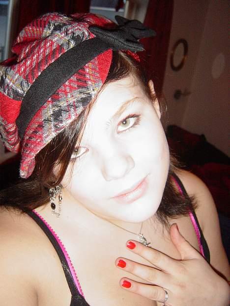 Kvinde Line billede 4