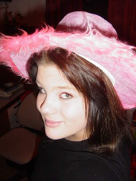 Kvinde Line billede 8