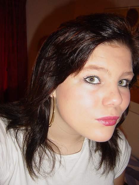 Kvinde Line billede 11