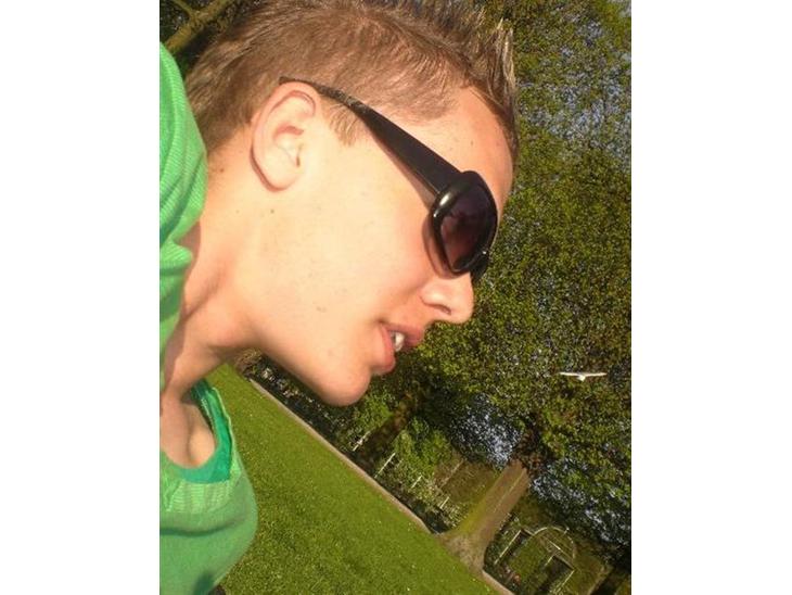 {{currentPhoto.altText}} billede {{currentPhoto.number}}