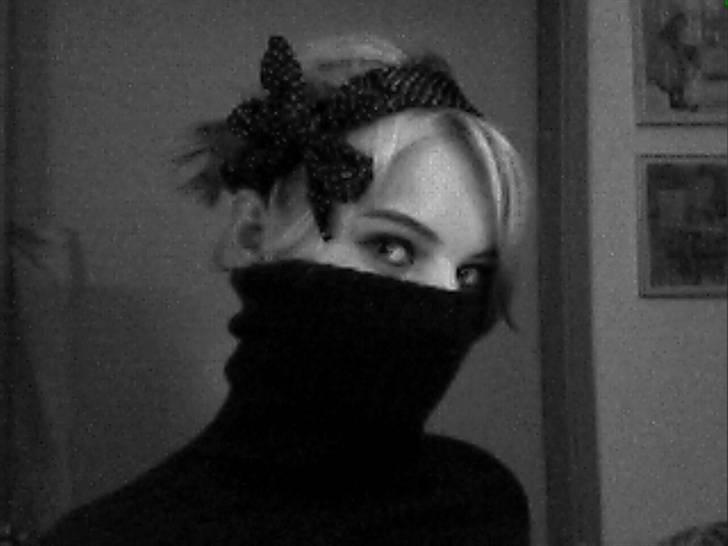 Kvinde Gia - terrorist :D billede 3