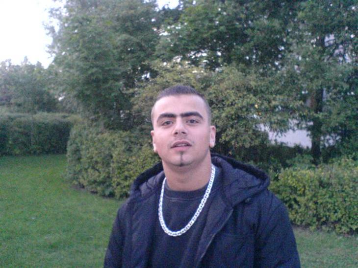 {{currentPhoto.altText}} billede {{currentPhoto.number}}