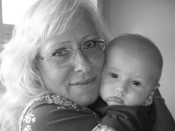 Kvinde Fru Larsen. - Mormor og Mads. billede 7