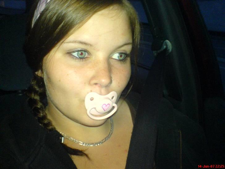 Kvinde Michelle! - Min Frækker lyserøde sut - på vej til Tramper´party .. billede 6