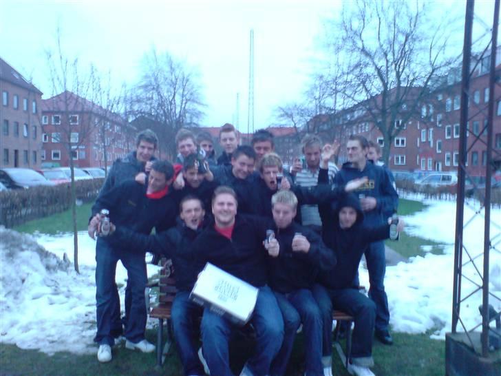 Mand Christian - PÅ vej til Hockey med alle drengen (:  billede 4