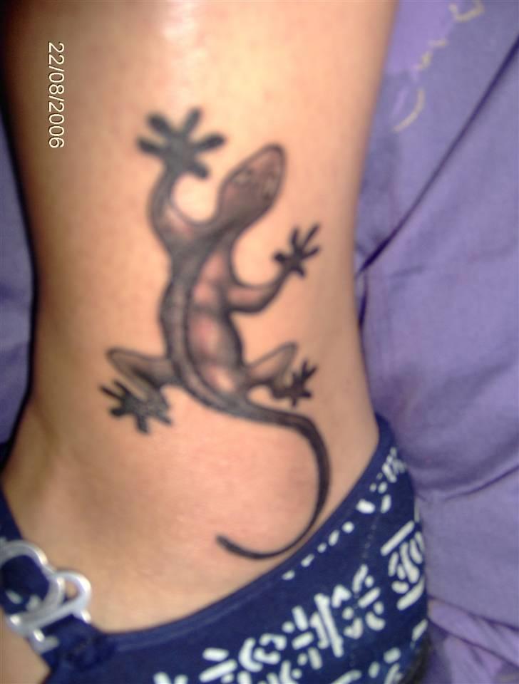 Kvinde Josefine - min tatoo på anklen billede 7