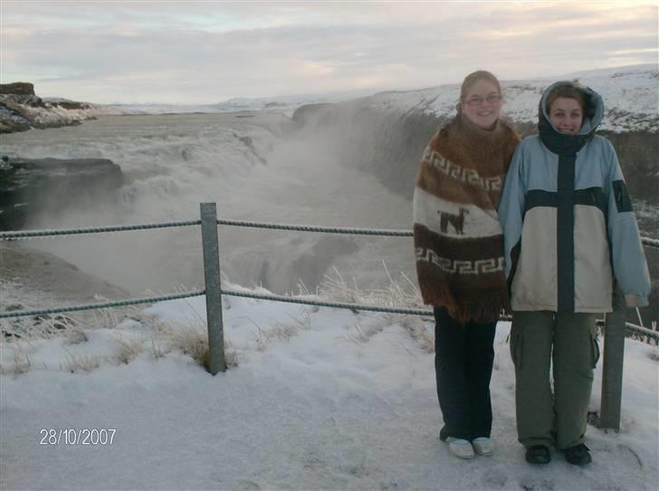 Kvinde Charlotte - Mig og min Tulle pige ved Gullfoss om morgenen den dag hun skulle hjem^^ billede 18