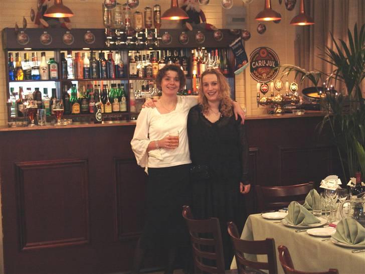 Kvinde Mette - min veninde og mig billede 7