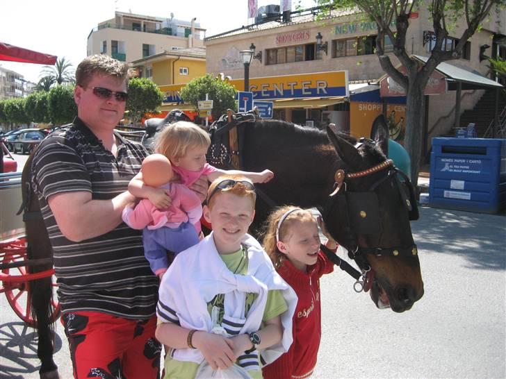 Kvinde Mette - min skønne familie billede 10