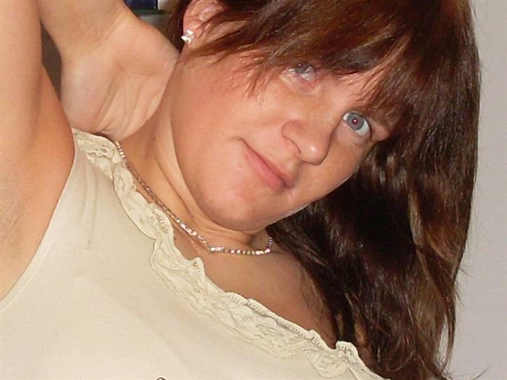 Kvinde Nina - 16/11-07 billede 4