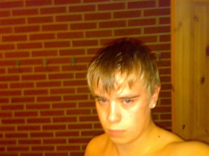 Mand Carsten - utrolig dårlig morgen som i nok kan se på mig.. billede 2