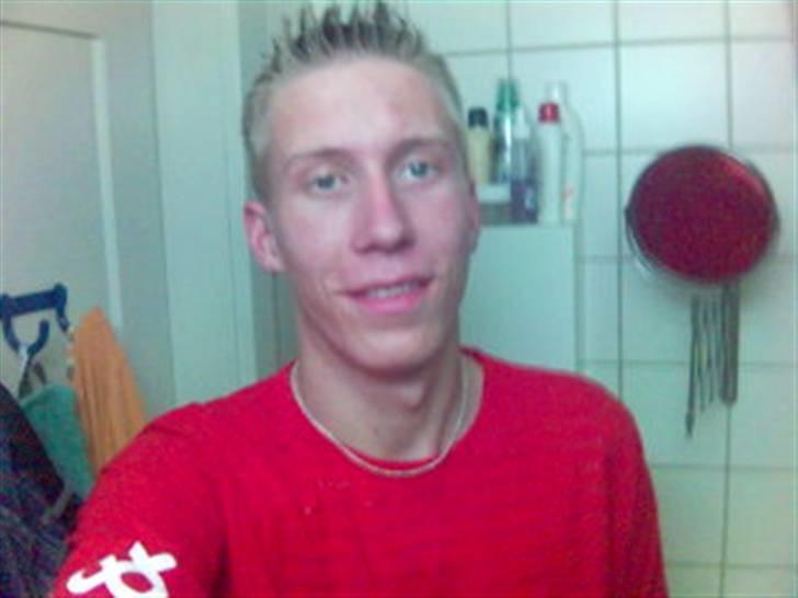 Mand Kasper - På vej i byen billede 2